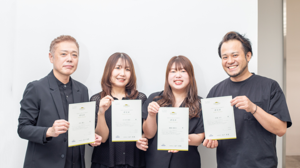 磐田市の美容院フェイスのスタッフ全員がオーガニック検定に合格しディプロマを取得