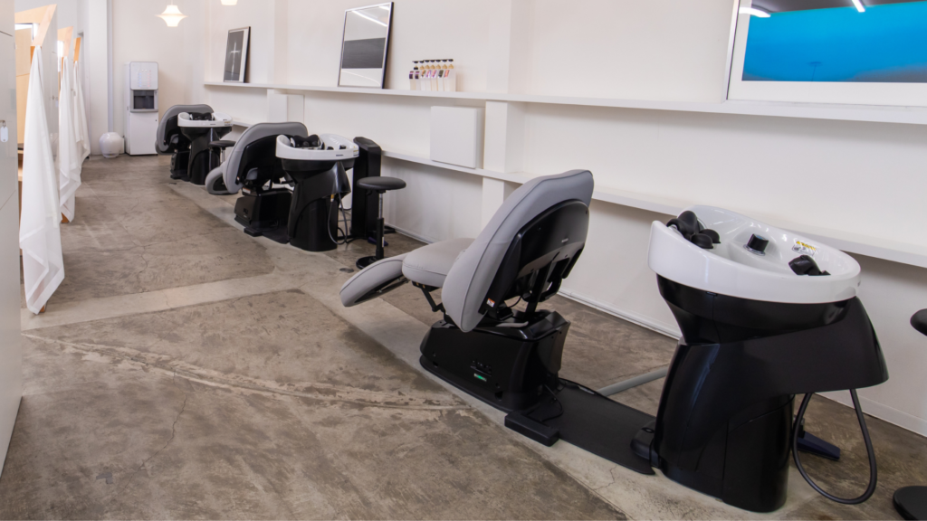 美容室フェイスのシャンプーブース