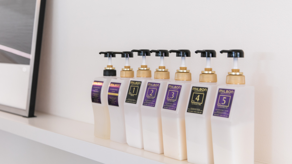 美容室フェイスの髪質改善で使用する、最高峰のグローバルミルボン プレミアムポジション